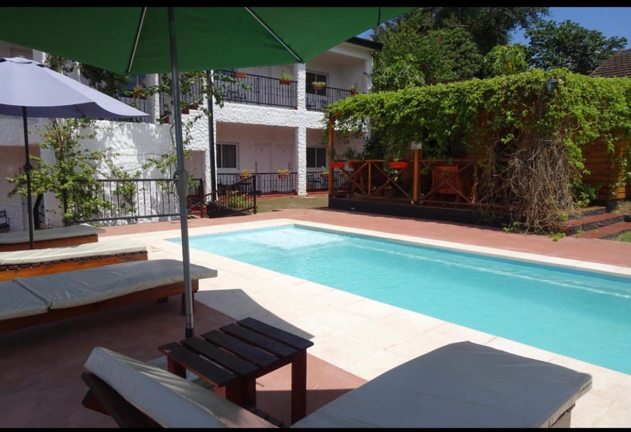 פוארטו איגואסו Mediterraneo Suites מראה חיצוני תמונה