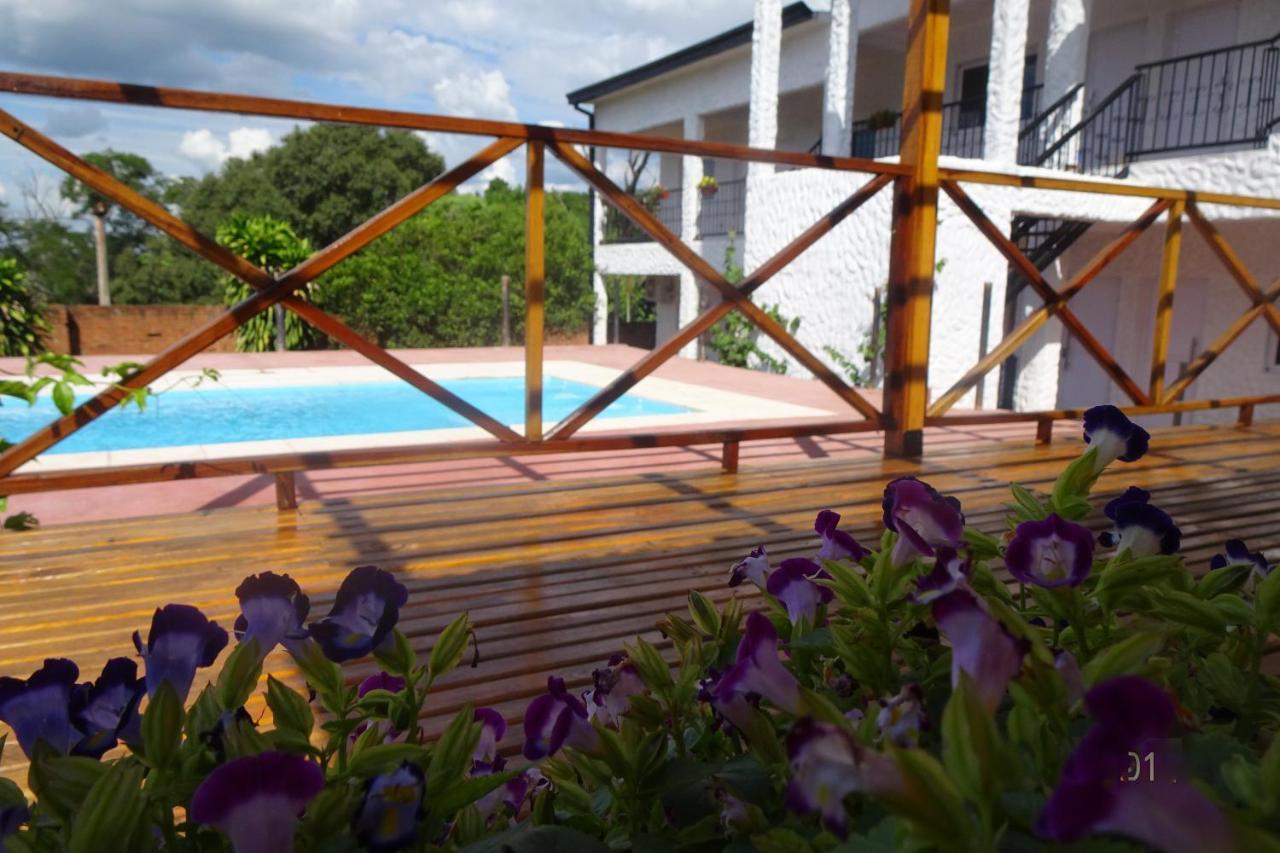 פוארטו איגואסו Mediterraneo Suites מראה חיצוני תמונה